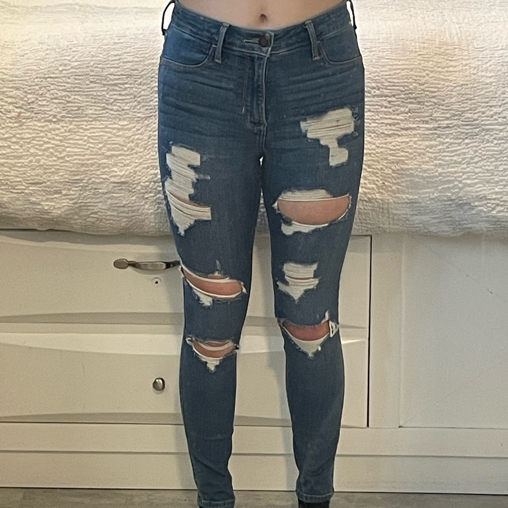 Hollister High Rise Ripped Jeans